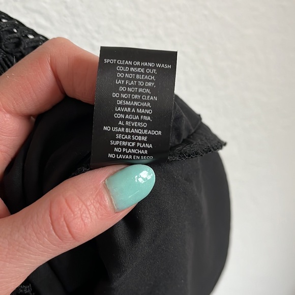 ❄️Holiday Dress❄️ Nicole Miller Black Eyelet Cocktail Dress A-Line - Picture 8 of 9